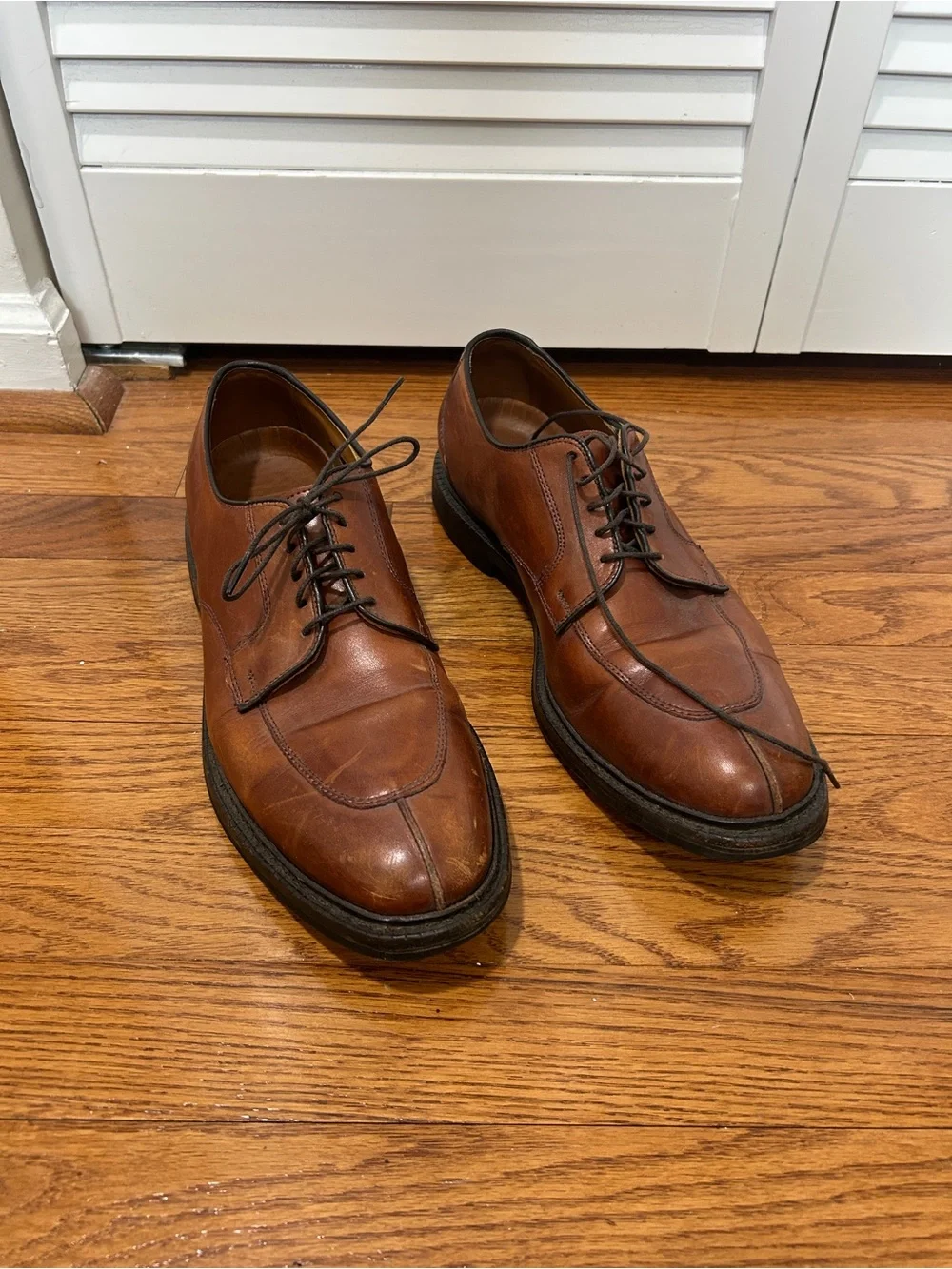 Allen Edmonds Kennett Cognac Brown Split Toe Leather Derby Shoes
